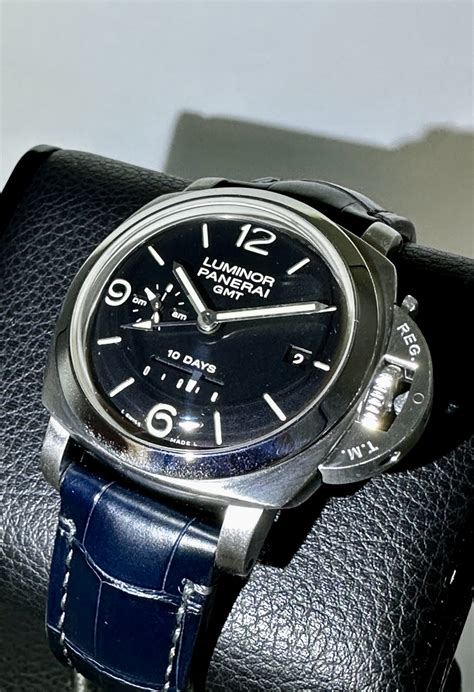 panerai 270 or 533|Panerai luminor 10 day automatic.